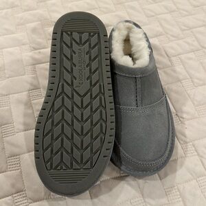 Koolaburra by UGG K Braidee slip ons